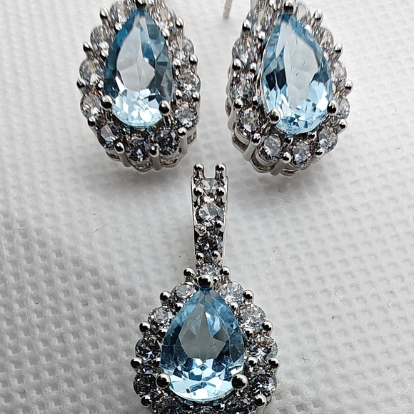 .925 Silver Aquamarine Teardrop Earrings & Pendant Moissonite Gems - Picture 2 of 2